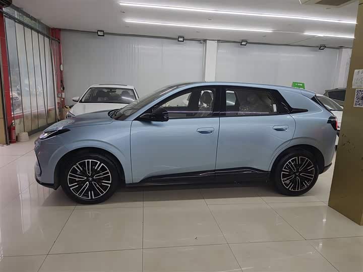 Фото 5 - BAIC Arcfox T1