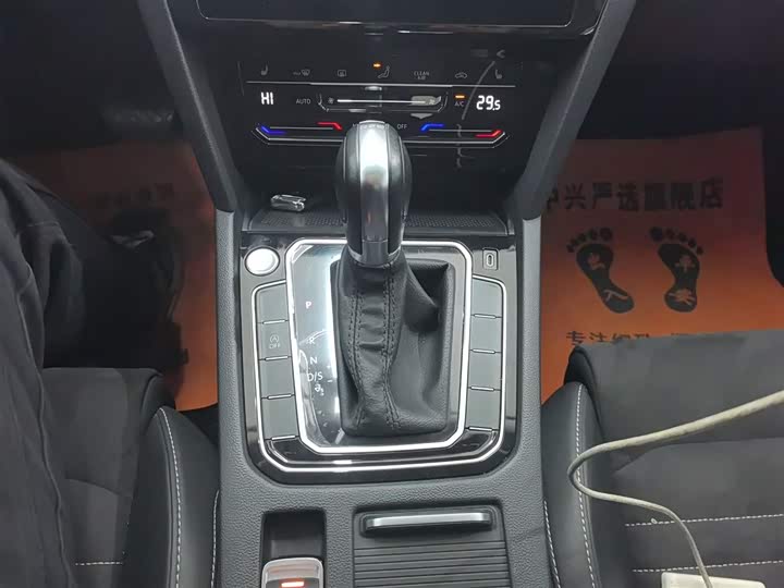 Фото 6 - Volkswagen Magotan