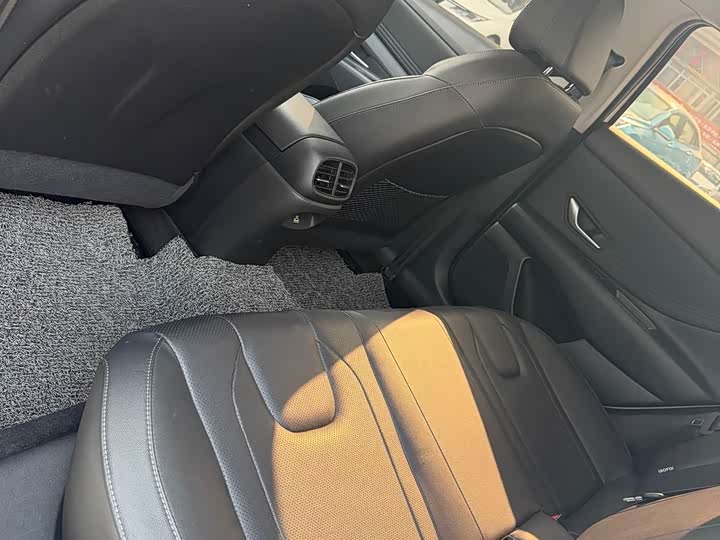 Фото 7 - Hyundai Elantra N line