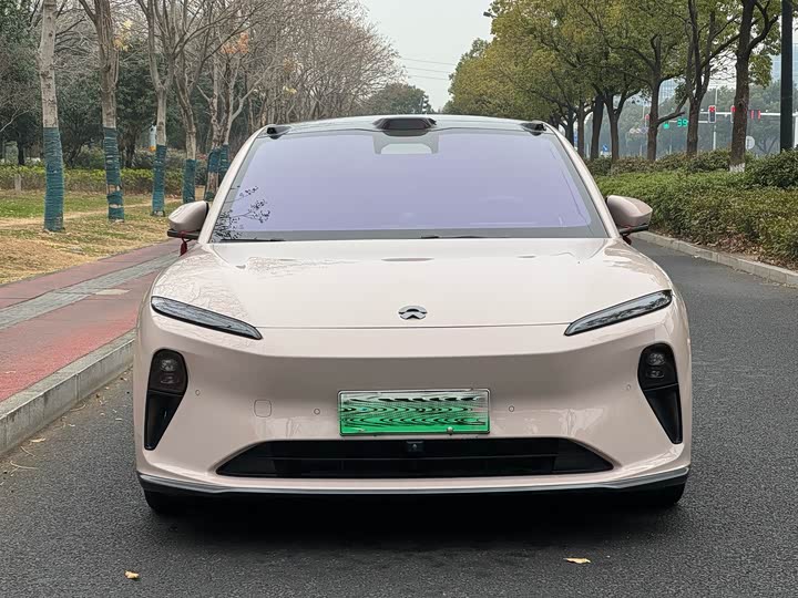 Фото 3 - Nio ET5