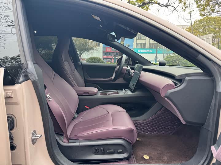 Фото 6 - Nio ET5