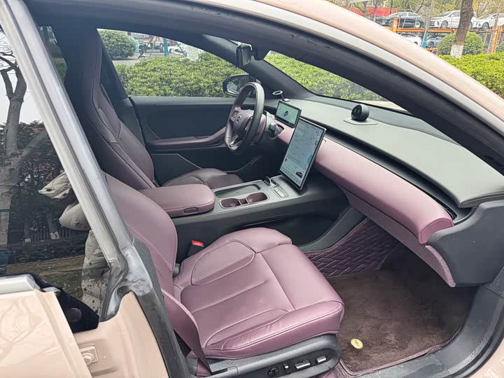 Фото 7 - Nio ET5