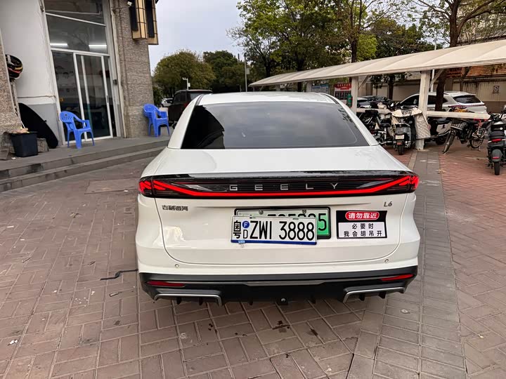 Фото 9 - Geely Galaxy L6