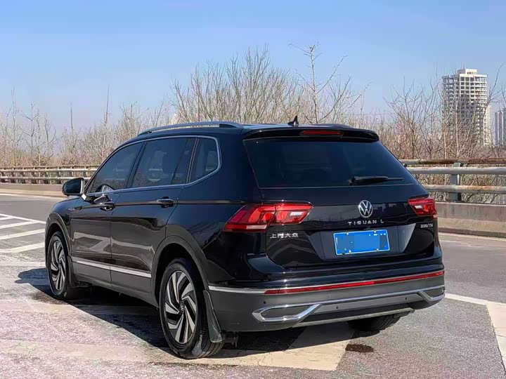 Фото 9 - Volkswagen Tiguan L Pro