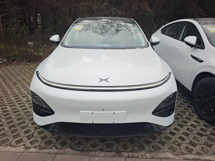 Фото 2 - XPeng G6