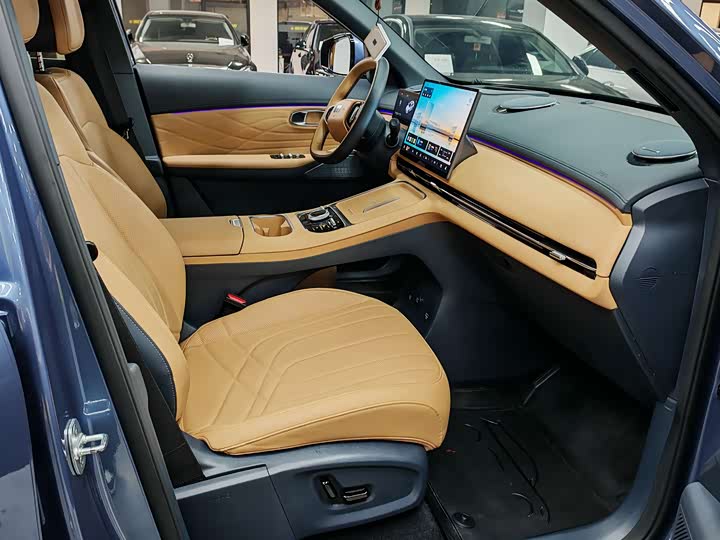 Фото 4 - Geely Galaxy Starship 7