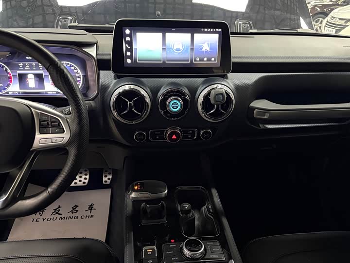 Фото 8 - BAIC Beijing BJ40