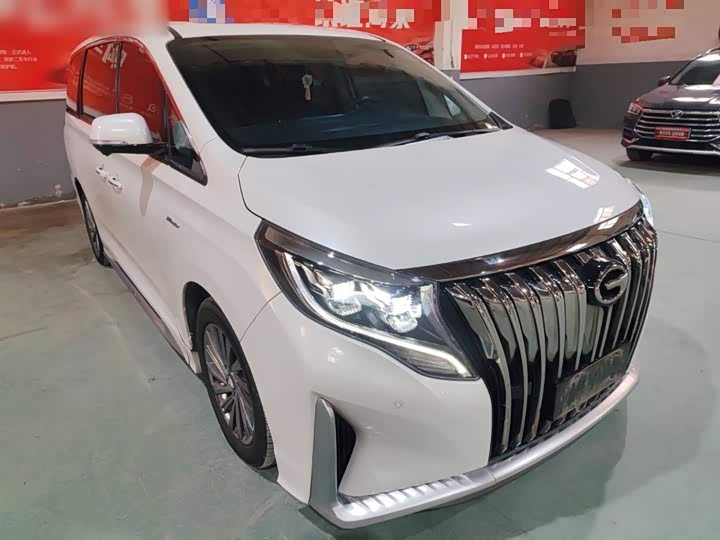 Фото 4 - GAC Trumpchi M8