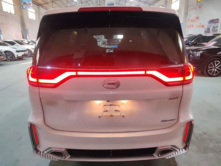 Фото 6 - GAC Trumpchi M8