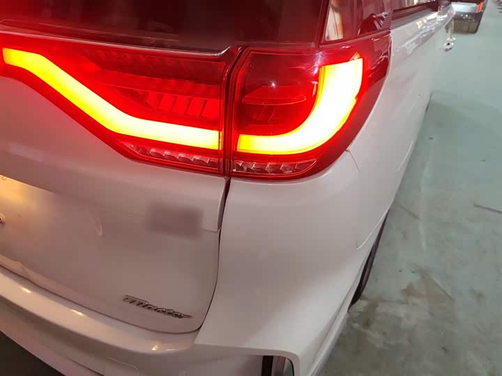 Фото 8 - GAC Trumpchi M8