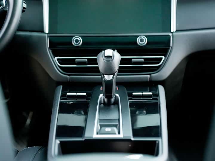 Фото 9 - Porsche Macan