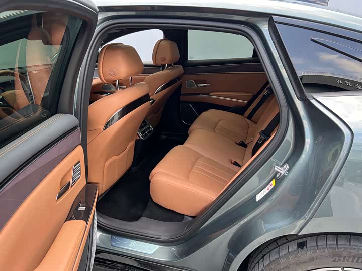 Фото 8 - BYD Han L