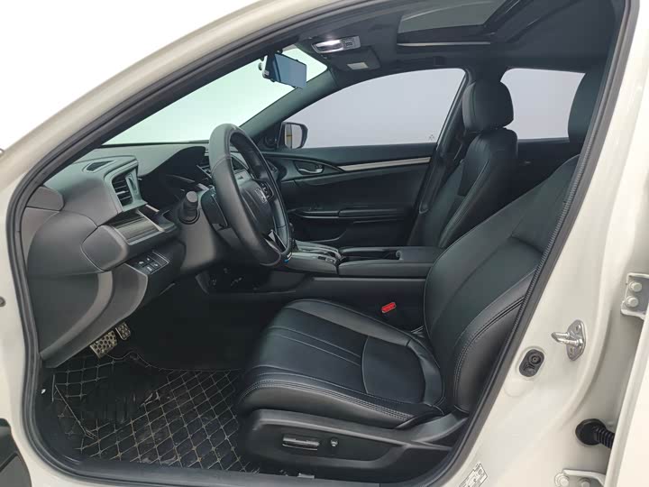 Фото 7 - Honda Civic