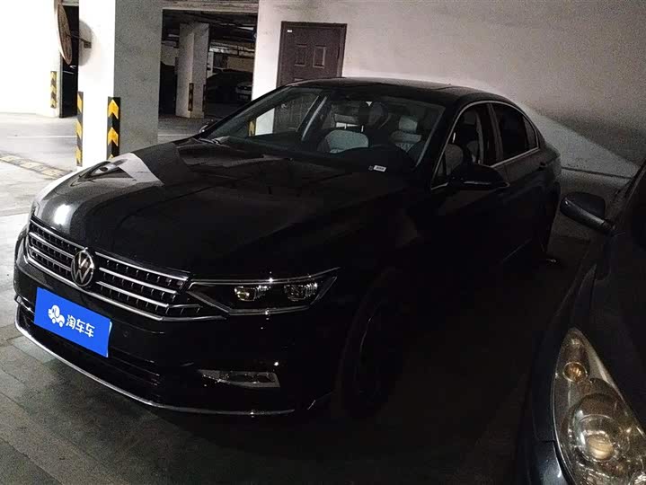 Фото 1 - Volkswagen Magotan