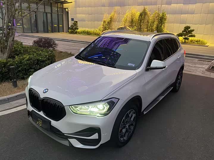 Фото 1 - BMW X1