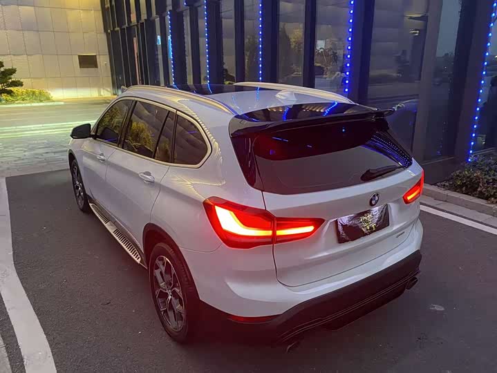 Фото 4 - BMW X1