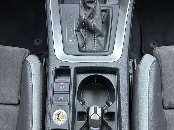 Фото 9 - Audi Q3