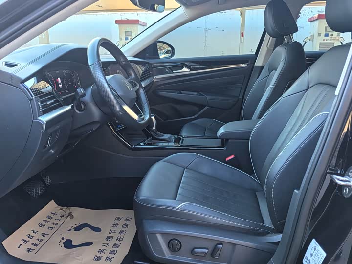 Фото 9 - Volkswagen Passat