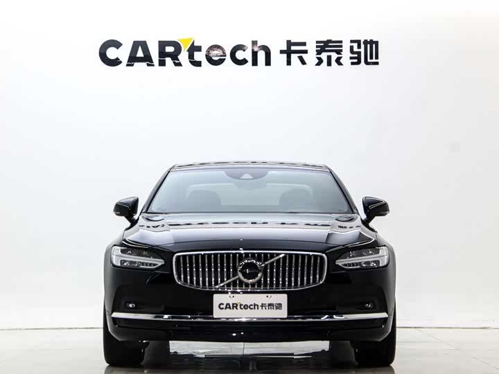 Фото 2 - Volvo S90
