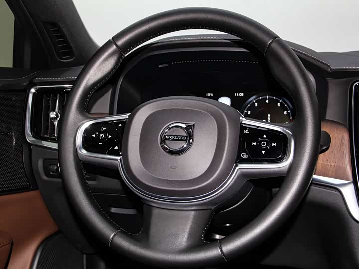 Фото 6 - Volvo S90