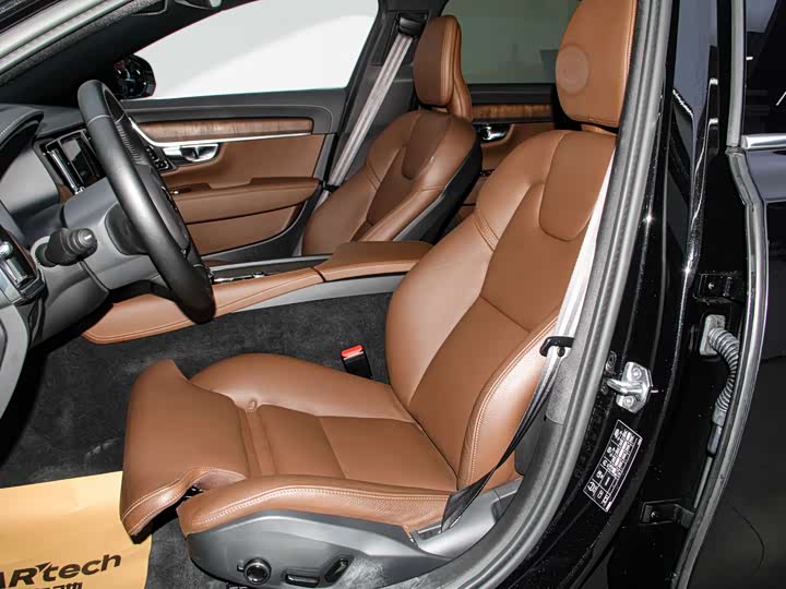 Фото 9 - Volvo S90