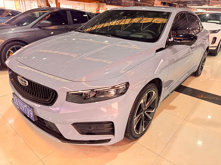 Фото 1 - Geely Preface