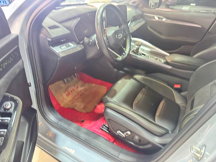 Фото 3 - Geely Preface