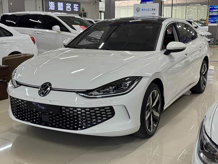 Фото 1 - Volkswagen Lamando L