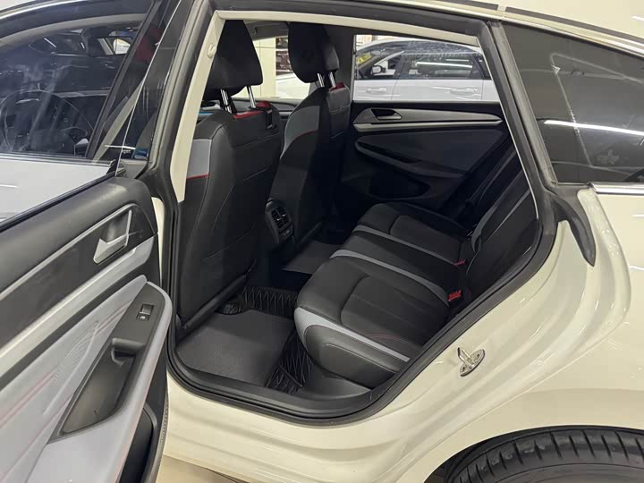 Фото 6 - Volkswagen Lamando L