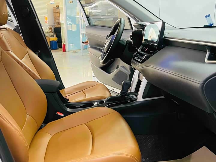 Фото 6 - Toyota Corolla Cross