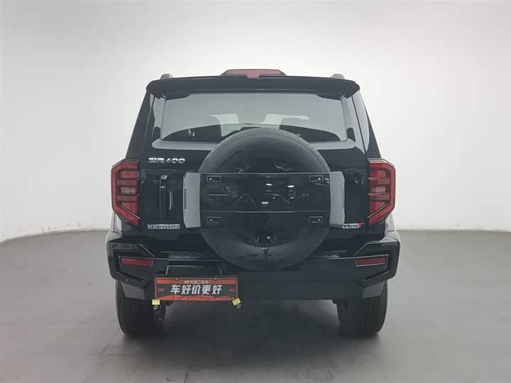 Фото 4 - Tank 400 Hybrid