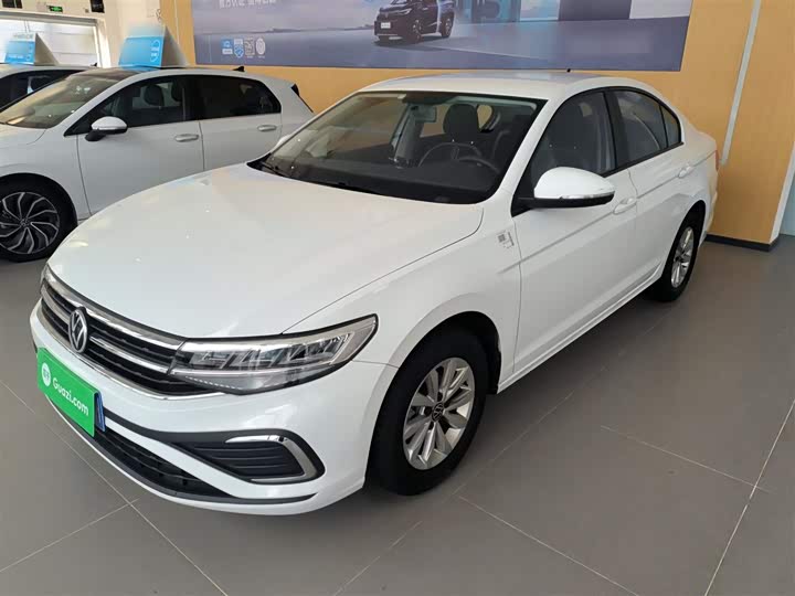 Фото 1 - Volkswagen Bora