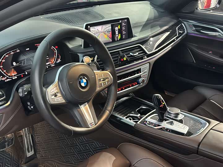 Фото 7 - BMW 7 Series