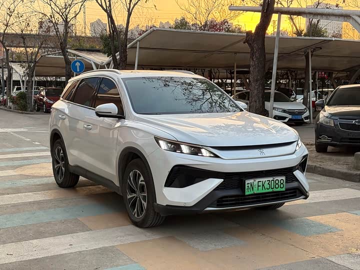 Фото 3 - BYD Song Pro Hybrid