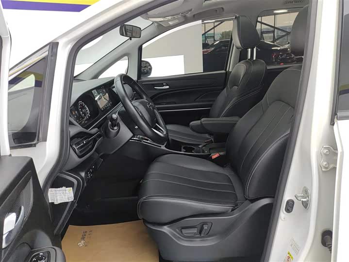 Фото 9 - GAC Trumpchi M6