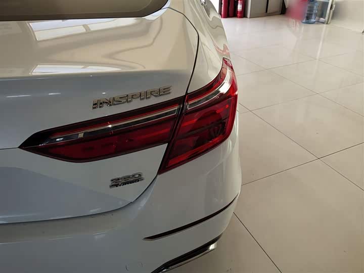 Фото 8 - Honda Inspire