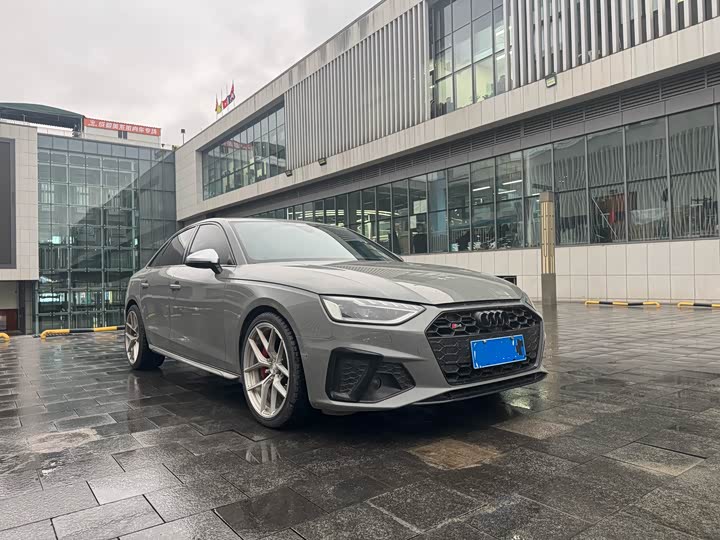 Фото 3 - Audi S4