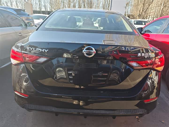 Фото 6 - Nissan Sylphy