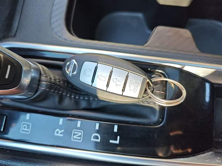 Фото 9 - Nissan Sylphy