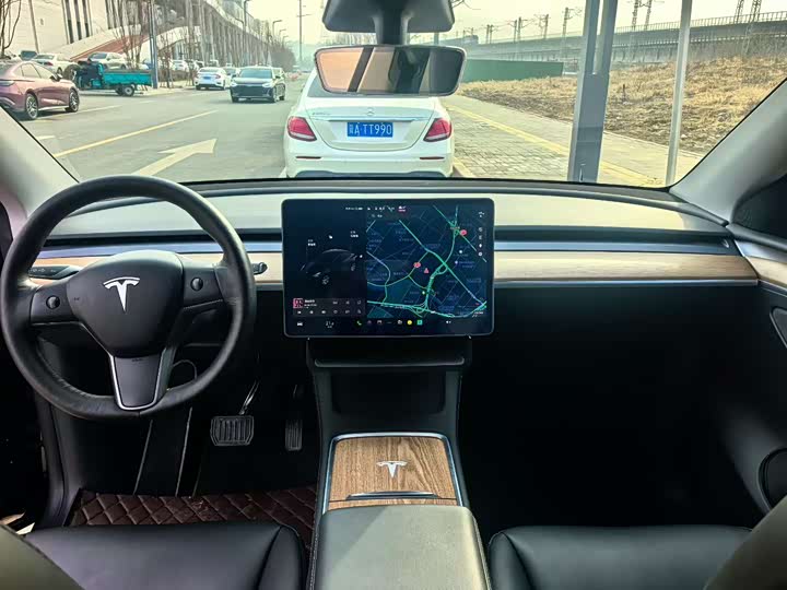 Фото 7 - Tesla Model Y