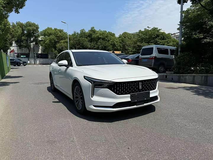 Фото 3 - Bestune B70