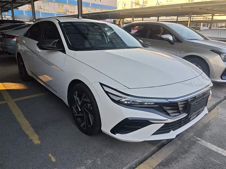 Фото 4 - Hyundai Elantra N line