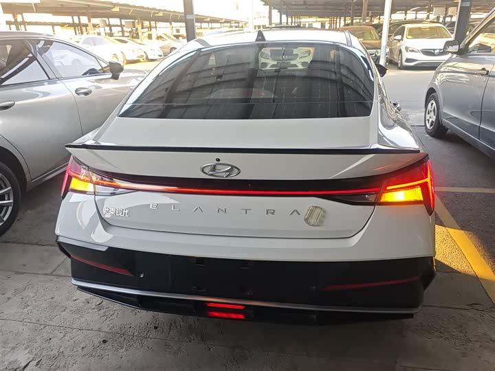 Фото 6 - Hyundai Elantra N line