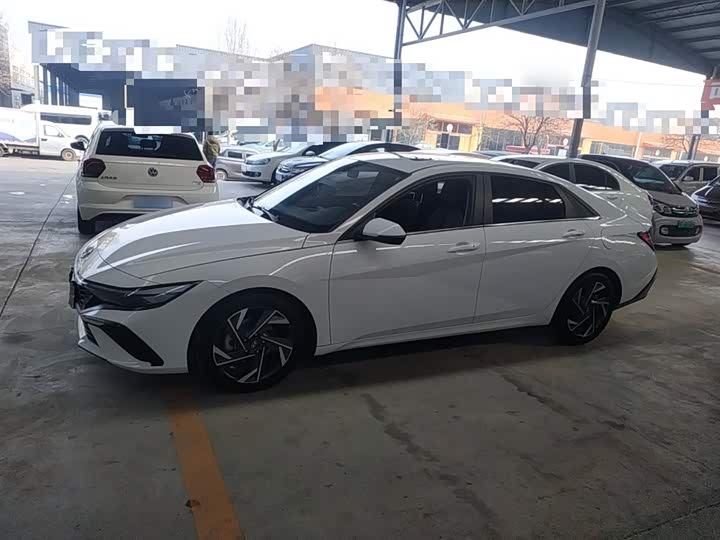 Фото 5 - Hyundai Elantra N line