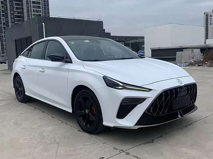 Фото 3 - MG Motor 5 Scorpio