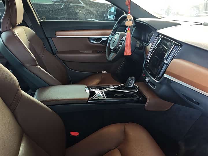 Фото 2 - Volvo S90 Hybrid