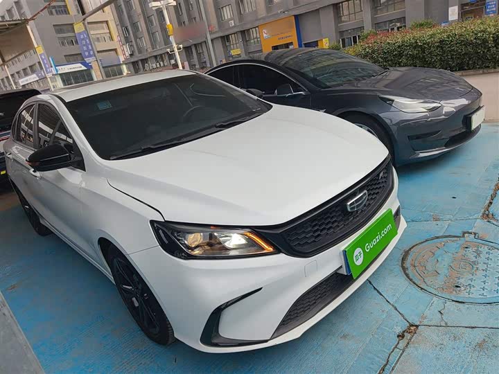 Фото 4 - Geely Binrui