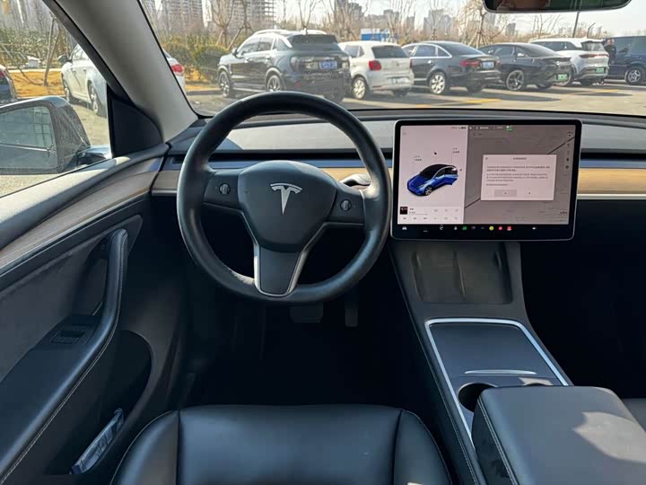 Фото 9 - Tesla Model Y