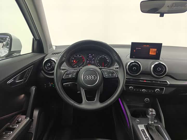 Фото 9 - Audi Q2L
