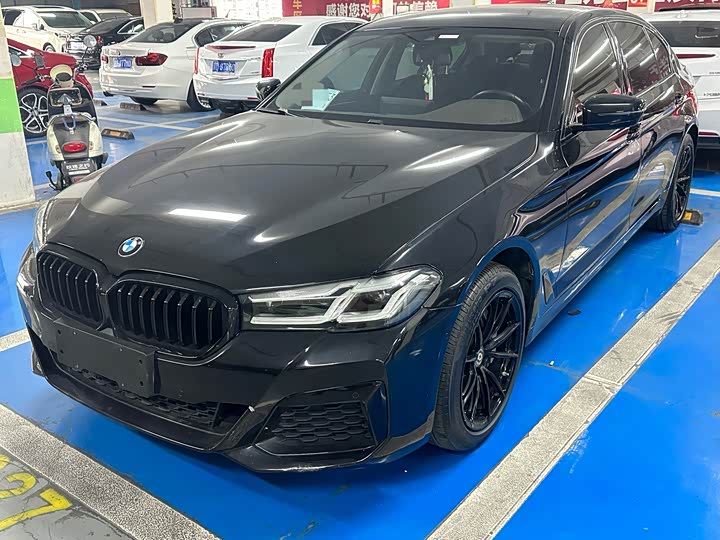 Фото 1 - BMW 5 Series